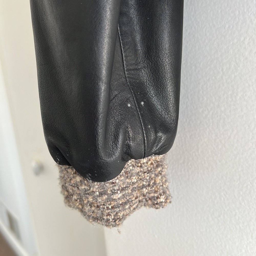 Chanel Calfskin and Tweed Jacket, 38 - Picture 8 of 8